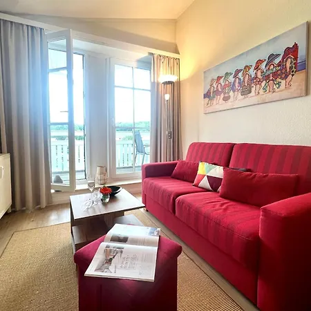 Moderne Mit Balkon Und Wlan In Sellin (Rugen)