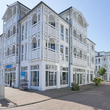Moderne Mit Balkon Und Wlan In * Sellin (Rugen)