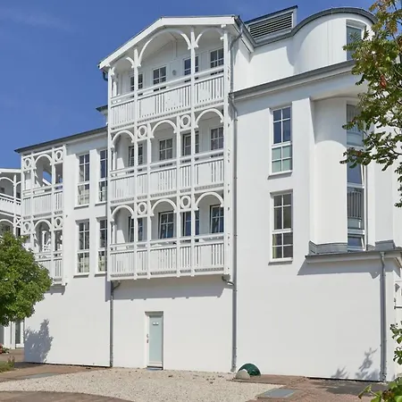 Moderne Mit Balkon Und Wlan In Apartment